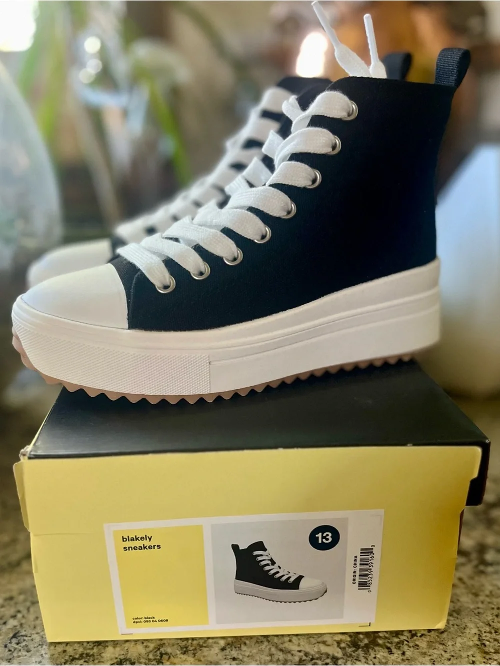art class Black and White High-Top Platform Sneakers